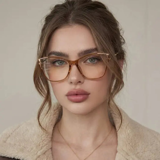 Acy Cut-edge cat-eye glasses