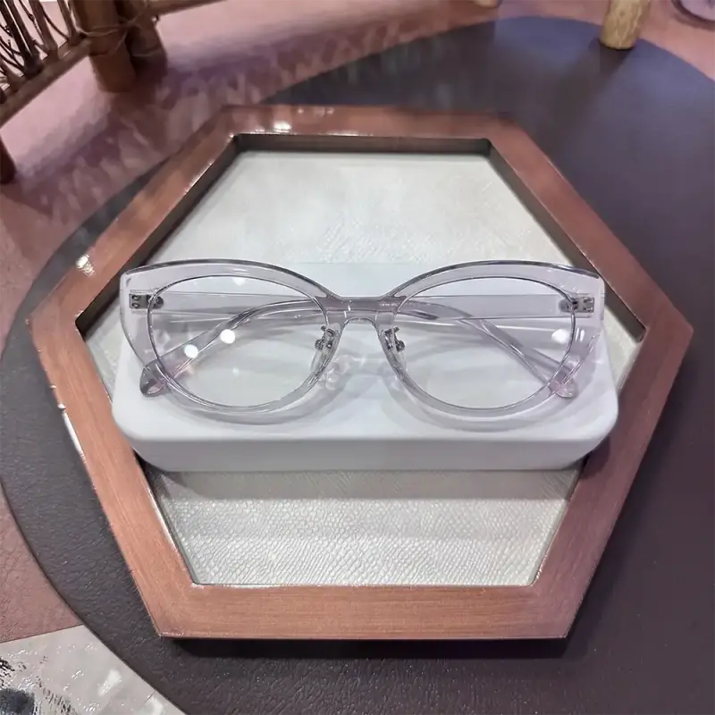Cleo Cutedge cat-eye glasses
