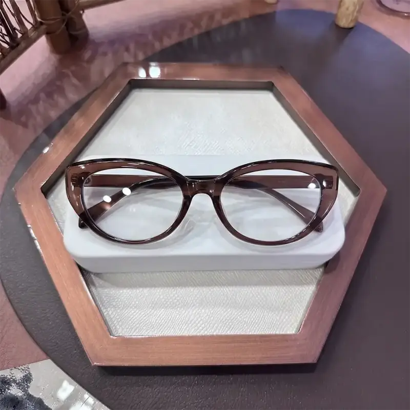 Cleo Cutedge cat-eye glasses