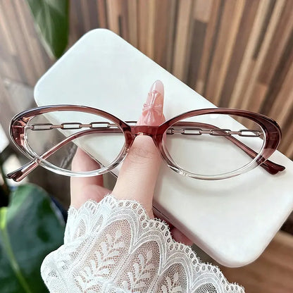 Lia Cut-edge cat-eye glasses
