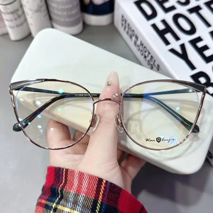 Lris Rimless cateye glasses
