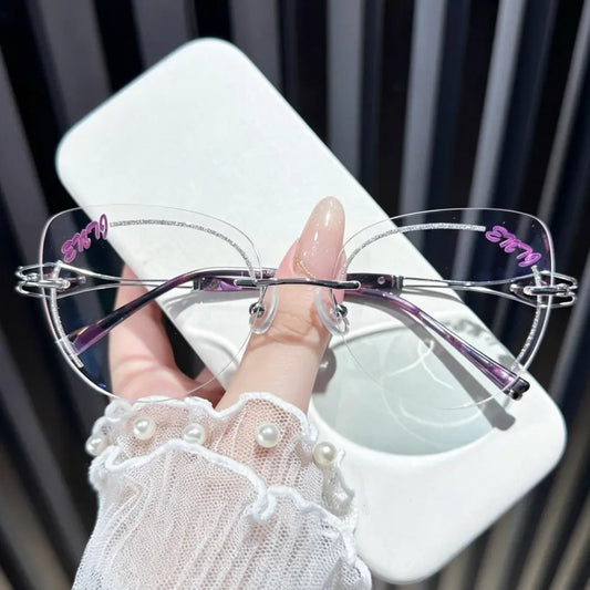 Purple rimless square glasses