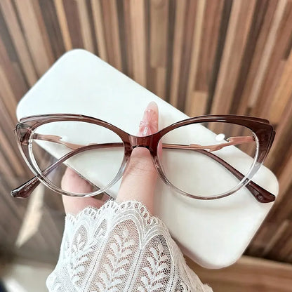 Lvy Cut-edge cat-eye glasses
