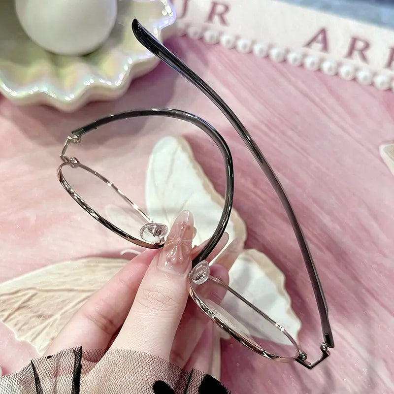 Line Geometric-shaped glasses