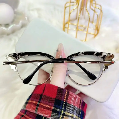 Siren Cat-eye glasses