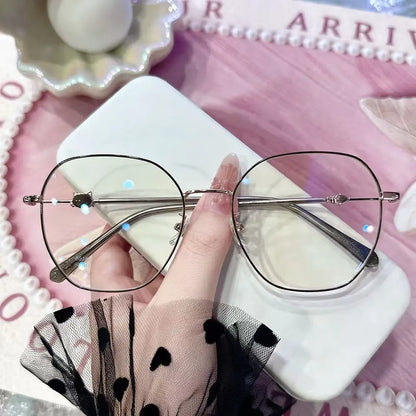 Pawse Geometric-shaped glasses