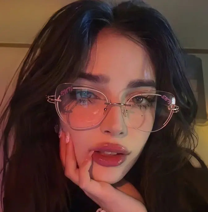 ENTJ Rimless custom-shaped glasses