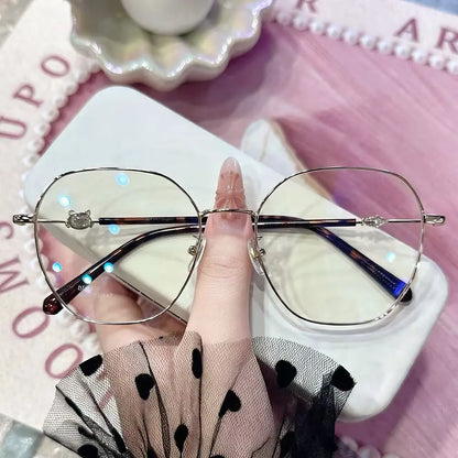 Pawse Geometric-shaped glasses
