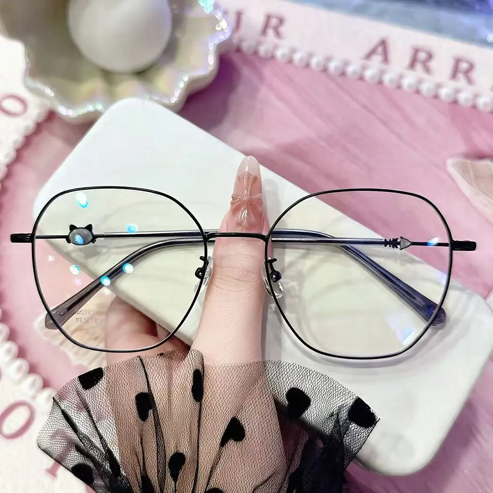 Pawse Geometric-shaped glasses