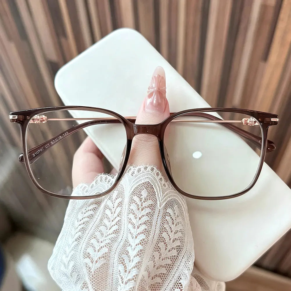 Neo Geometric-shaped glasses